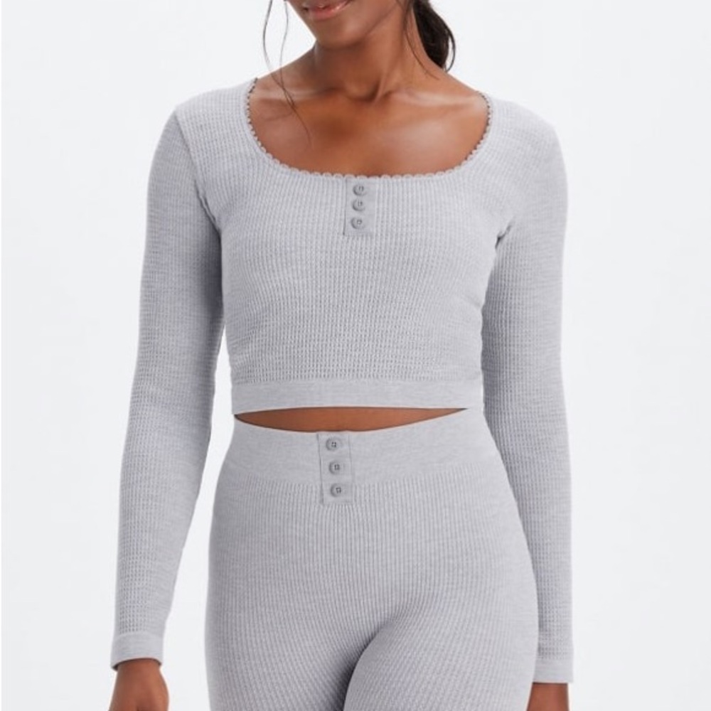 NWOT Fabletics Cable Knit Long Sleeve Cropped Top